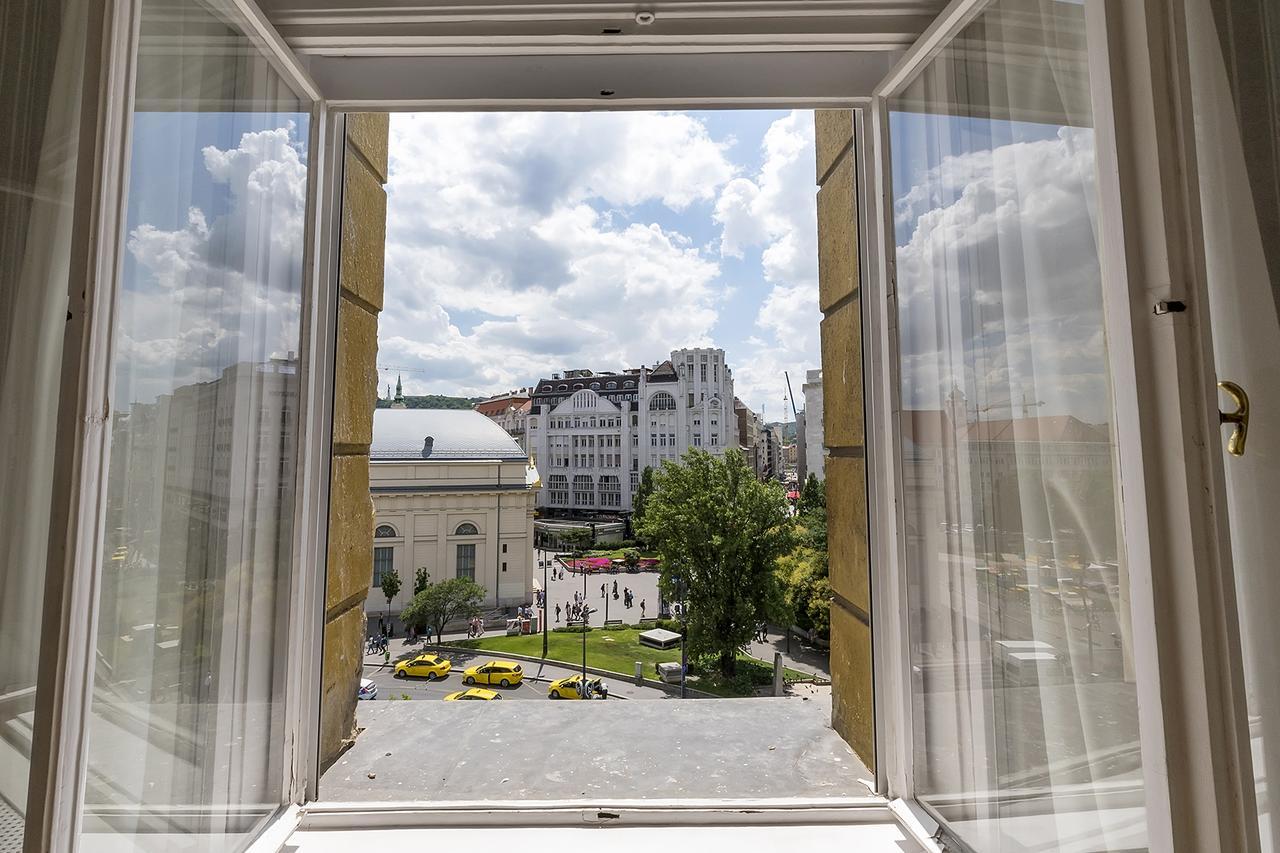 豪华全景公寓式酒店 布达佩斯 外观 照片